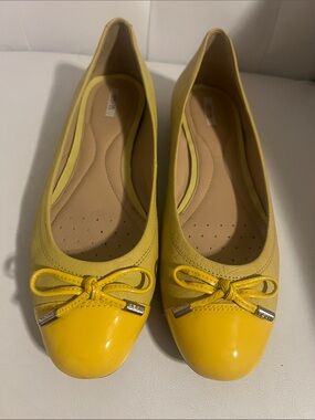 GEOX Leather Yellow Women's Bow Ballet Flats - Comfortable Everyday Style